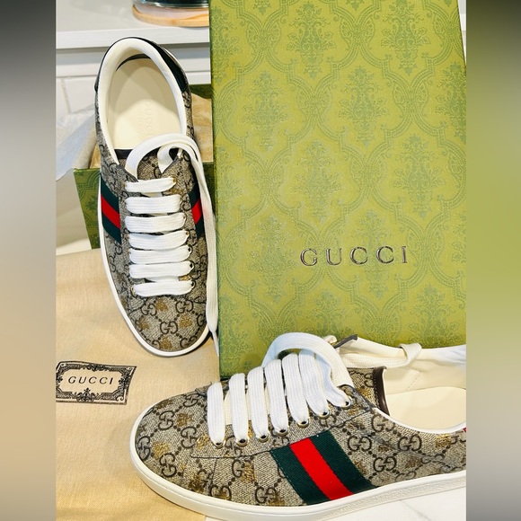 Meet your Posher, Yvette - Picture 6 of 16